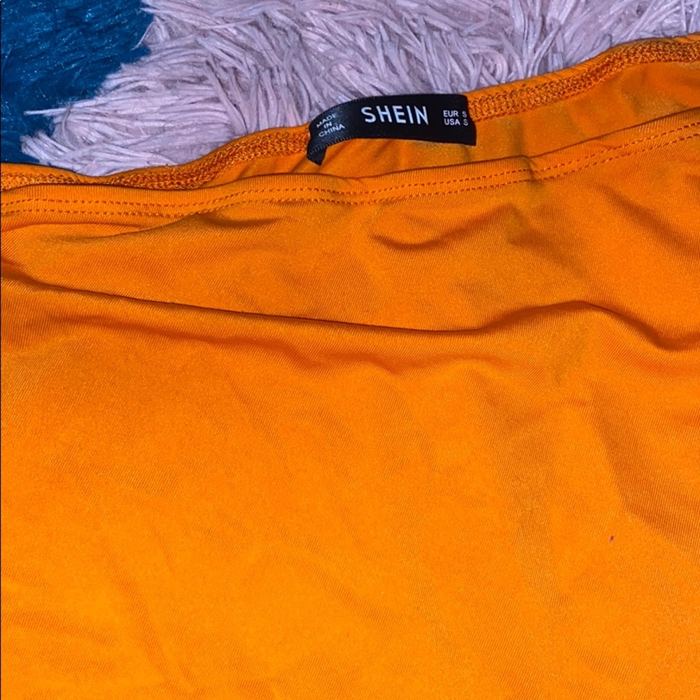 One arm crop top - Picture 2 of 2